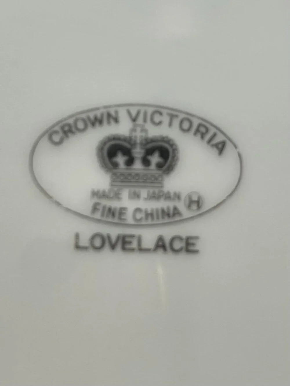 (2) Crown Victoria Fine China, LOVELACE Casserole Bowls (Small & Large)